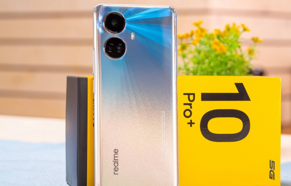 مراجعة كاملة لهاتف realme 10 pro plus  السعر والمواصفات .. هل يستحق الشراء؟