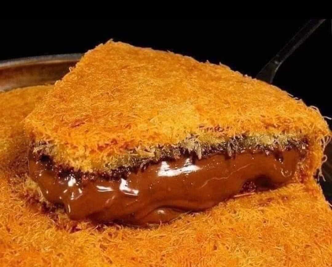 عشاق الكنافه يجمعوا لمعرفة أسهل الطرق لعمل الكنافة بالنوتيلا هتنبهري بعمايل ايديكي 5 عشاق الكنافه يجمعوا لمعرفة أسهل الطرق لعمل الكنافة بالنوتيلا هتنبهري بعمايل ايديكي