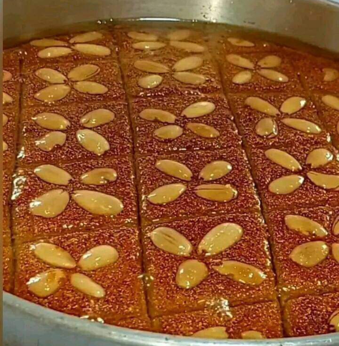 ليه تشتريها لما ممكن تعمليها.. البسبوسة المرملة الذهبية زي الجاهزة اتعلميها بحرفية 5 ليه تشتريها لما ممكن تعمليها.. البسبوسة المرملة الذهبية زي الجاهزة اتعلميها بحرفية