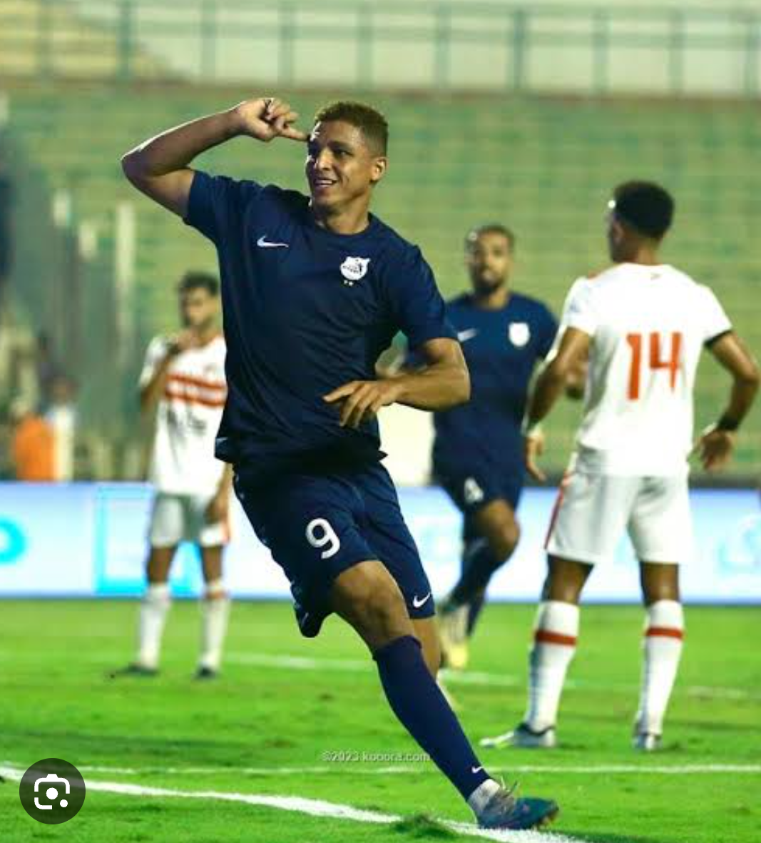 الأهلي يتراجع عن صفقة القناص.. وصراع يشتعل بين الثلاثي 2 الأهلي يتراجع عن صفقة القناص.. وصراع يشتعل بين الثلاثي