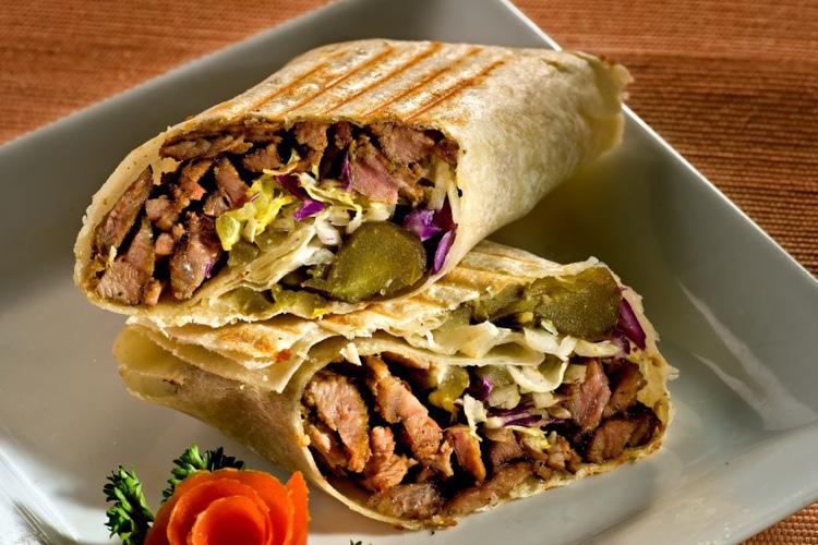طريقة عمل شاورما اللحم مثل المطاعم بكل سهولة في البيت هيطلبوها منك كل يوم من جمالها