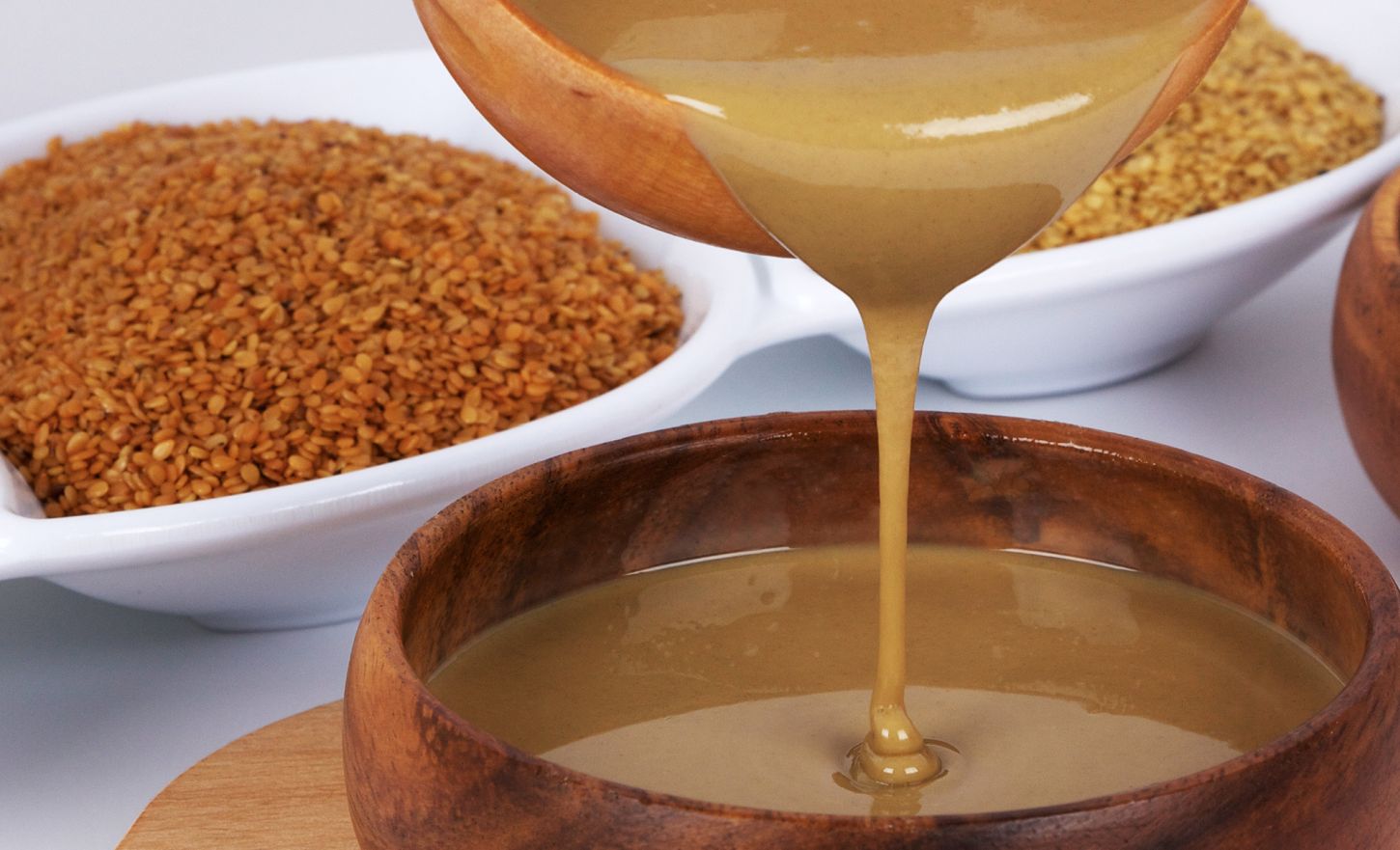 طريقة عمل الطحينة بالسمسم في المنزل زى المصانع في الكبة أو الخلاط 5 طريقة عمل الطحينة بالسمسم في المنزل زى المصانع في الكبة أو الخلاط
