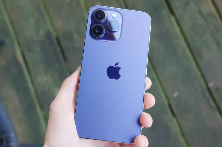 مواصفات وسعر هاتف iPhone 15 Pro Max في الأسواق 5 مواصفات وسعر هاتف iPhone 15 Pro Max في الأسواق