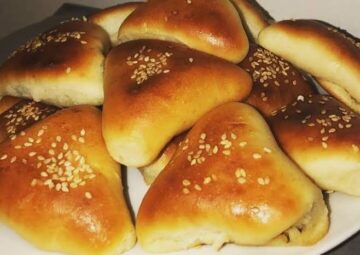خطوات عمل فطائر السبانخ بالسماق أحلى من الجاهز