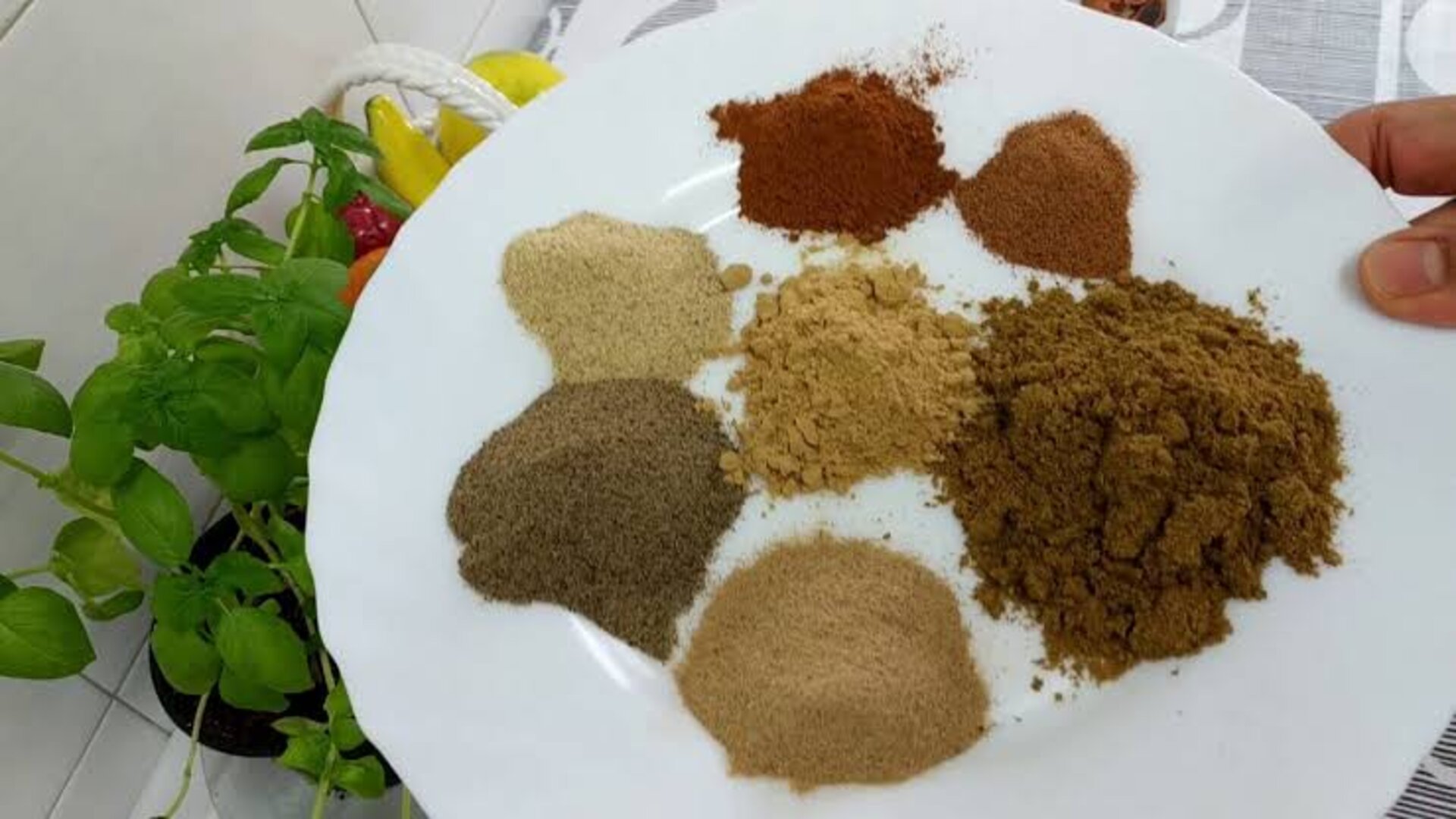 بأسرار العطارين عمل خلطة السبع بهارات الهندية الأصلية برائحة ونكهة قوية هتخلي الاكل جنان