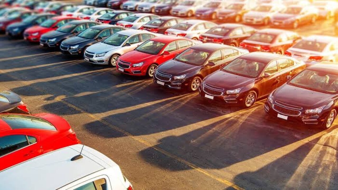 شياكة وبتجري زي الرهوان.. 5 سيارات أسعارها تقل عن 100 ألف جنيه مناسبة لميزانية جيبك 2 شياكة وبتجري زي الرهوان.. 5 سيارات أسعارها تقل عن 100 ألف جنيه مناسبة لميزانية جيبك