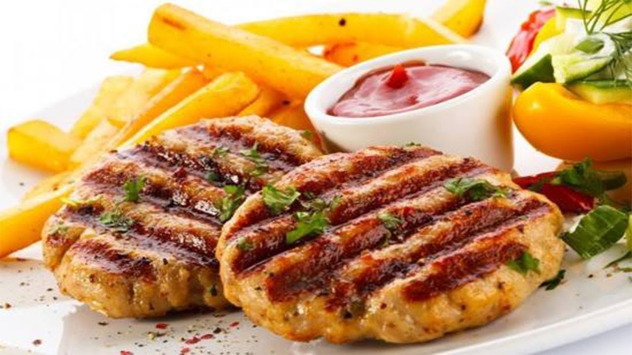 بجودة المطاعم..طريقة عمل برجر الفراخ مثل الجاهز بكل سهولة في البيت