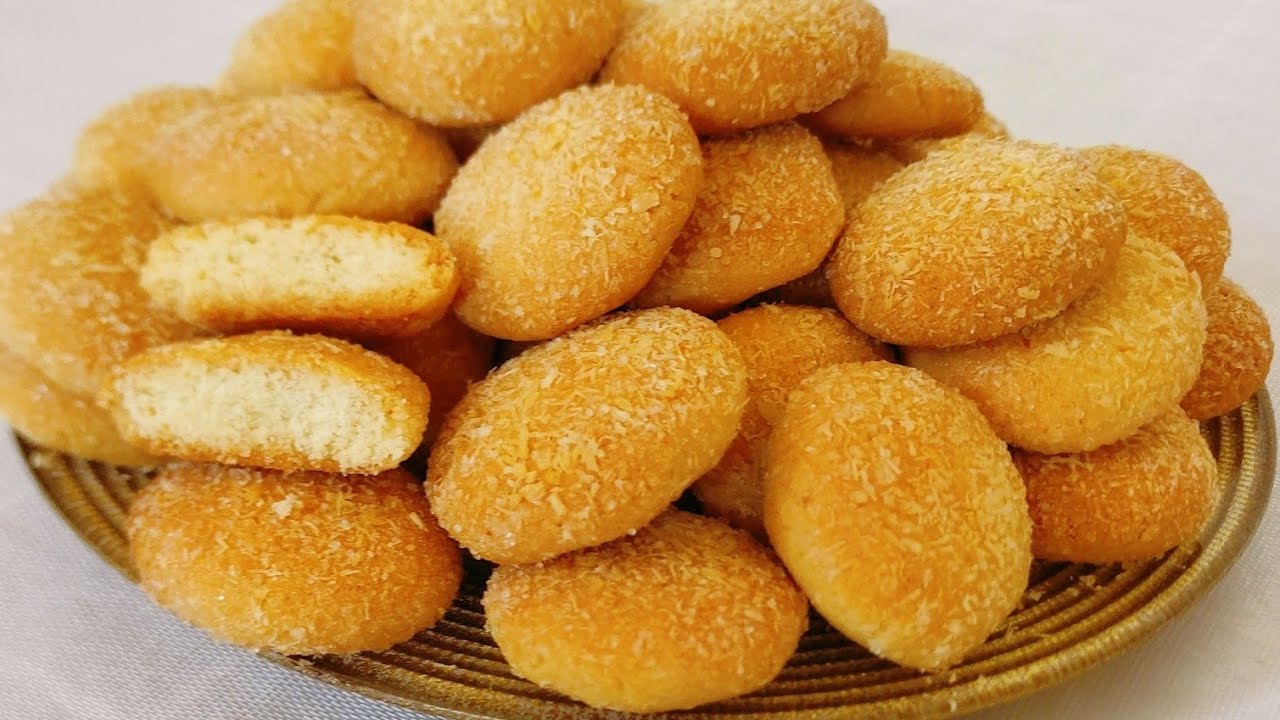 فرحي أولادك بأحلى الحلويات.. بسكوت جوز الهند الغني بالطعم اللذيذ والقرمشة المميزة بطعم لا يمكن أن يقاوم 5 فرحي أولادك بأحلى الحلويات.. بسكوت جوز الهند الغني بالطعم اللذيذ والقرمشة المميزة بطعم لا يمكن أن يقاوم