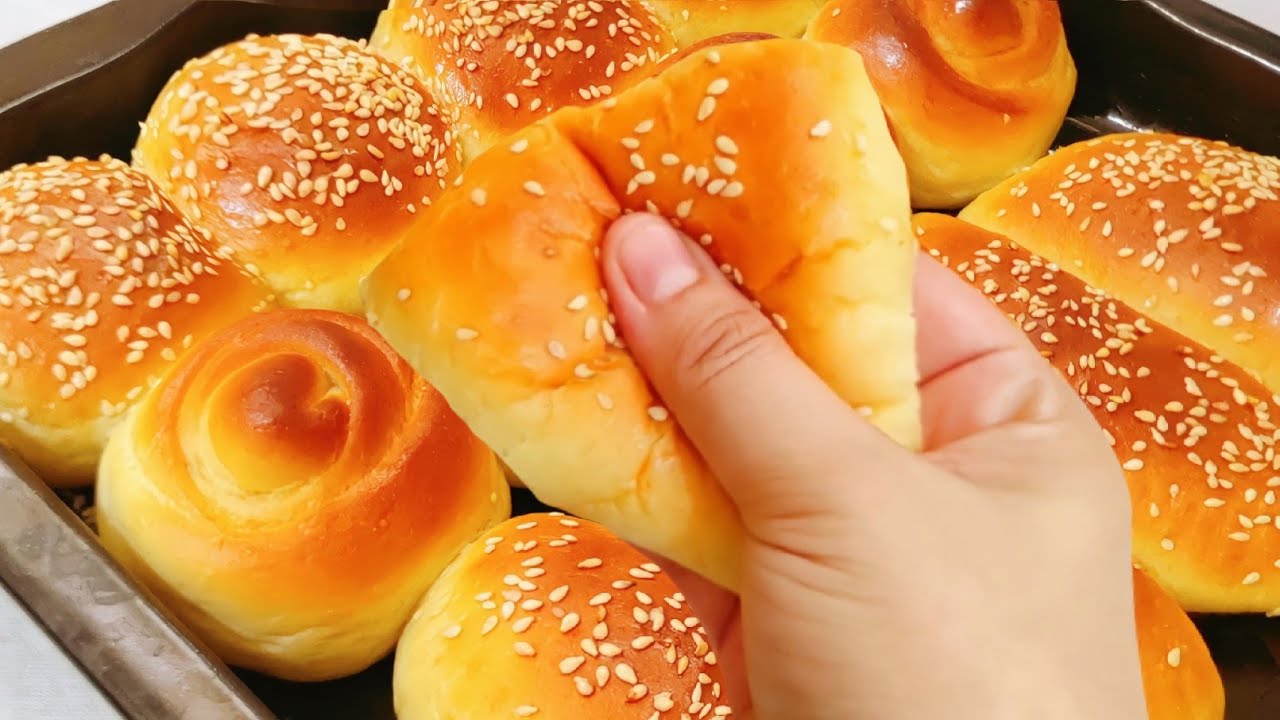 جربيها وهتعمليها كل يوم.. طريقة عمل العجينة اليابانية بكل أسرارها لكافة أنواع الفطائر والبيتزا!!
