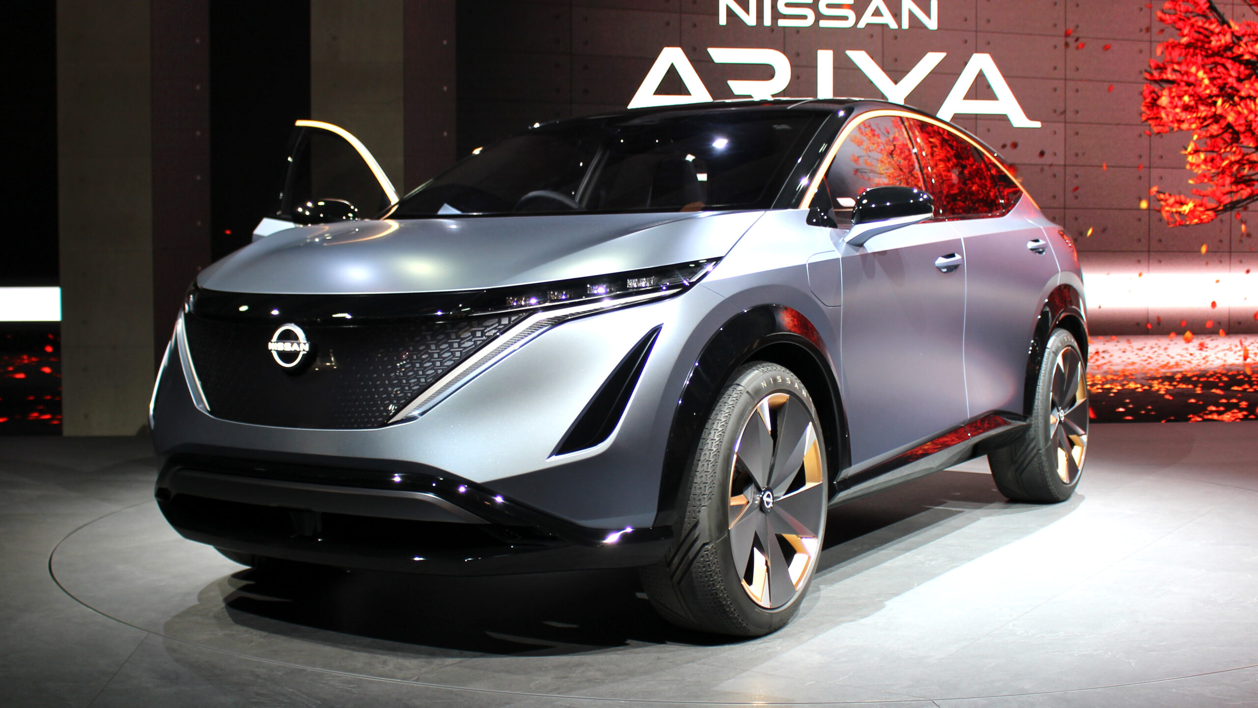 Nissan: أريا السيارة اليابانية الكهربائية فاخرة المتطورة بتقنياتها المذهلة 2023 5 Nissan: أريا السيارة اليابانية الكهربائية فاخرة المتطورة بتقنياتها المذهلة 2023