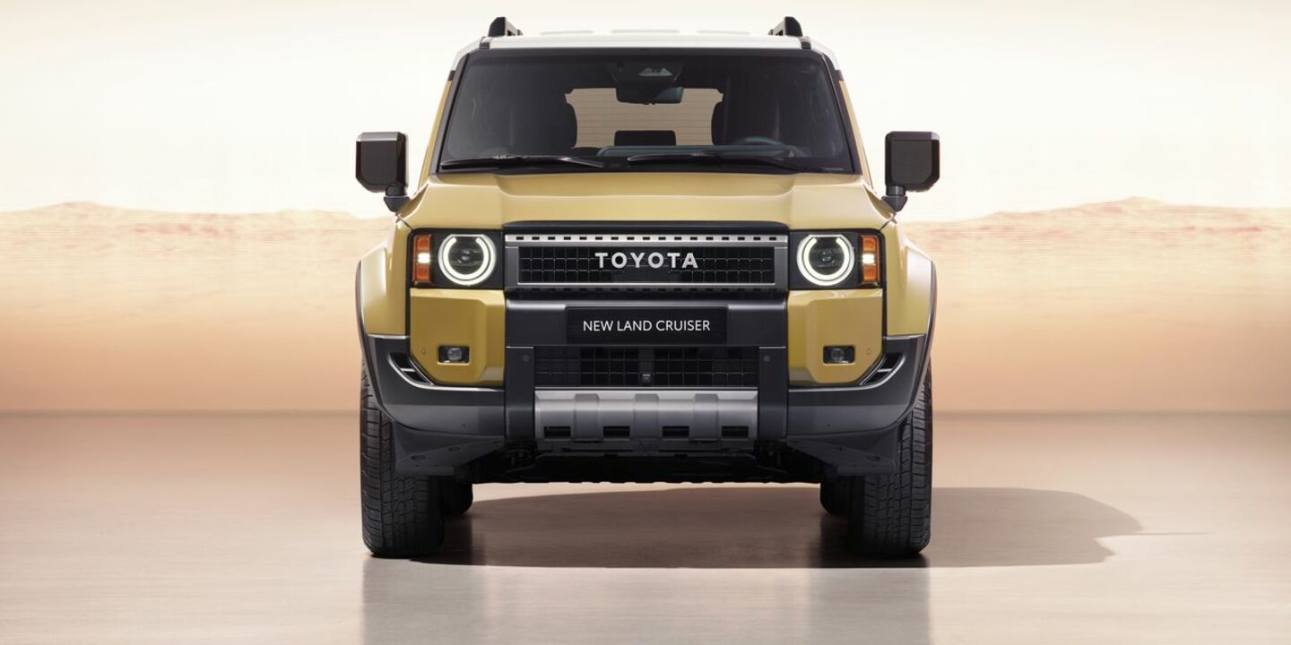 سيارة الدفع الرباعي تويوتا لأند كروزر 2024 Toyota Land Cruiser وفئاتها الأكثر طلبا 5 سيارة الدفع الرباعي تويوتا لأند كروزر 2024 Toyota Land Cruiser وفئاتها الأكثر طلبا
