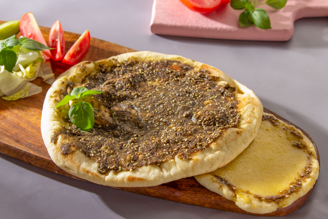 مناقيش الطاسة بحشوات مختلفة لألذ فطار وفي عشر دقايق 5 مناقيش الطاسة بحشوات مختلفة لألذ فطار وفي عشر دقايق