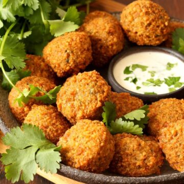 طريقة عمل الطعمية في البيت بسر الخلطة والتتبيلة وبطعم زي المحلات