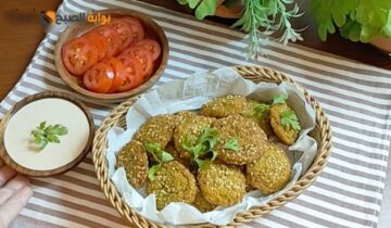 الطعمية الهشة بمذاق روعة أحلى من المطاعم وسر هشاشتها