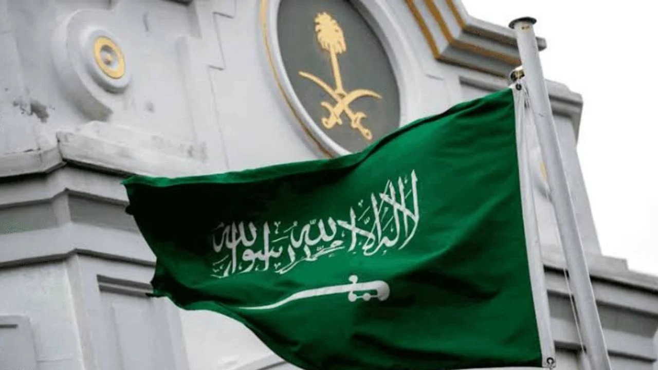 بشرى سارة للسعوديين والأجانب في المملكة.. العفو الملكي السعودي سنويًا 2024 عن السجناء يأتي على هذا النحو 5 بشرى سارة للسعوديين والأجانب في المملكة.. العفو الملكي السعودي سنويًا 2024 عن السجناء يأتي على هذا النحو