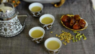 طريقة عمل القهوة العربية السعودية علي أصولها بألذ ريحة وطعم