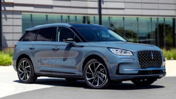 بعد التسريب سيارة لينكون كورسير 2024 Lincoln Corsair موصفات داخلية وخارجية جذابه