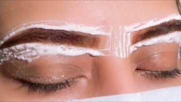 شقري شعر حواجبك بسهولة.. تشقير الحواجب بوصفات طبيعية بعيدًا عن الصبغات والمواد الكيميائية