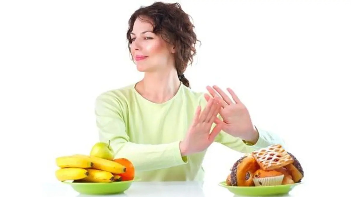 اجلس على رأس الطاولة.. طرق غريبة في خسارة الوزن بدون مجهود والتخسيس 5 اجلس على رأس الطاولة.. طرق غريبة في خسارة الوزن بدون مجهود والتخسيس