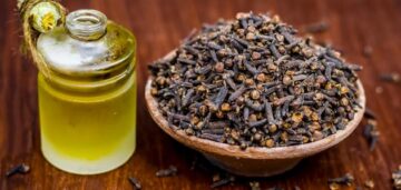 خلطة القرنفل السحرية لعلاج الشيب المبكر والقضاء على الشعر الأبيض نهائيا