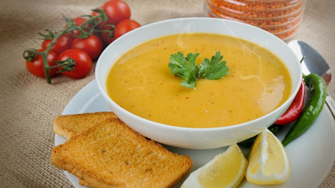 خطوة بخطوة طريقة عمل شوربة العدس