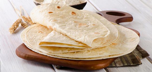خبز التورتيلا..أسرع خبز بدون خميرة لعمل كل أنواع السندوتشات بسهولة 5 خبز التورتيلا..أسرع خبز بدون خميرة لعمل كل أنواع السندوتشات بسهولة