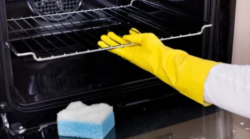 طريقة تنظيف الفرن بالبيكنج باودر