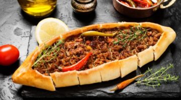 طريقة عمل الفطائر التركية باللحم المفروم
