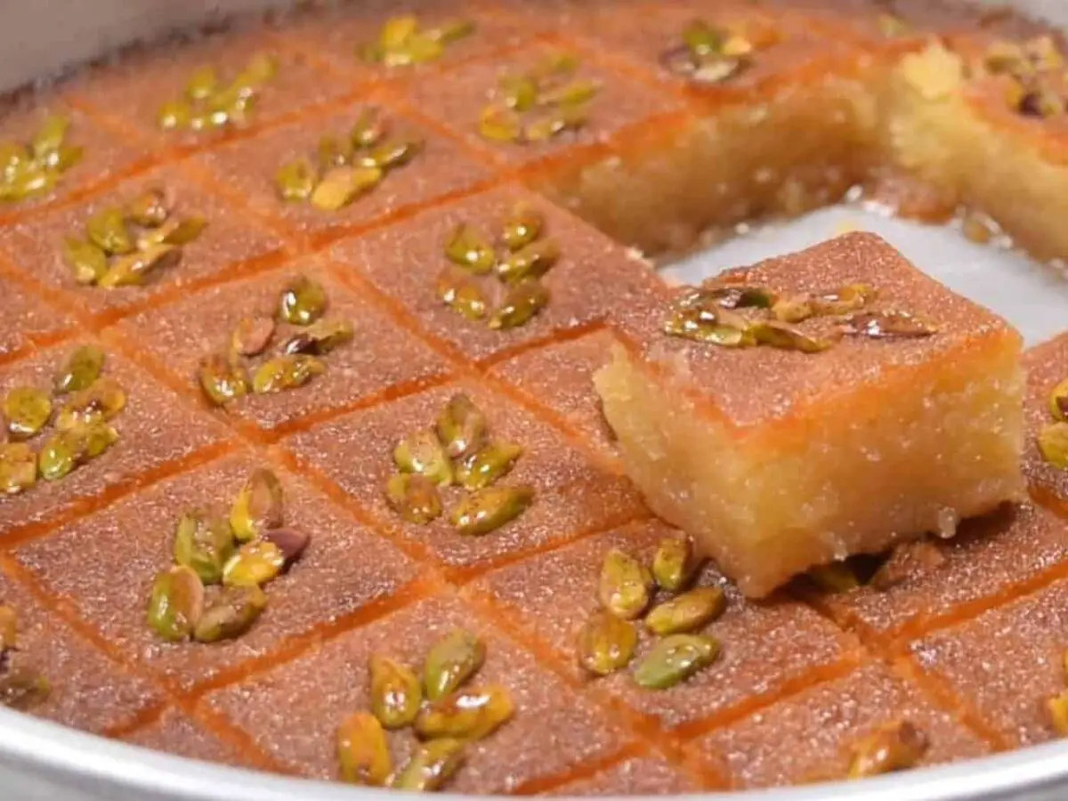 الهريسة المرملة بكل تكاتها زي الجاهزة من المحلات مش هتبطلي تعمليها في البيت