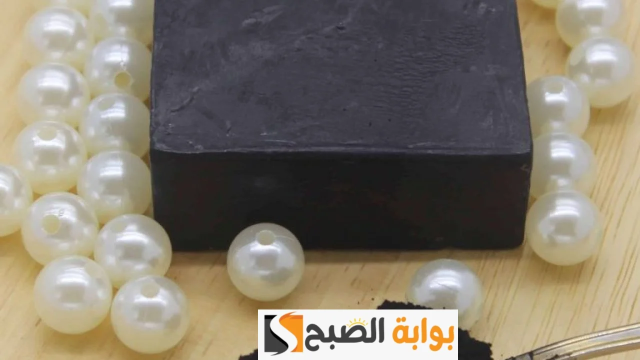 أسهل طريقة لعمل صابونة الفحم صاروخ التفتيح “هتشيل سواد سنين في دقايق وتحدي”