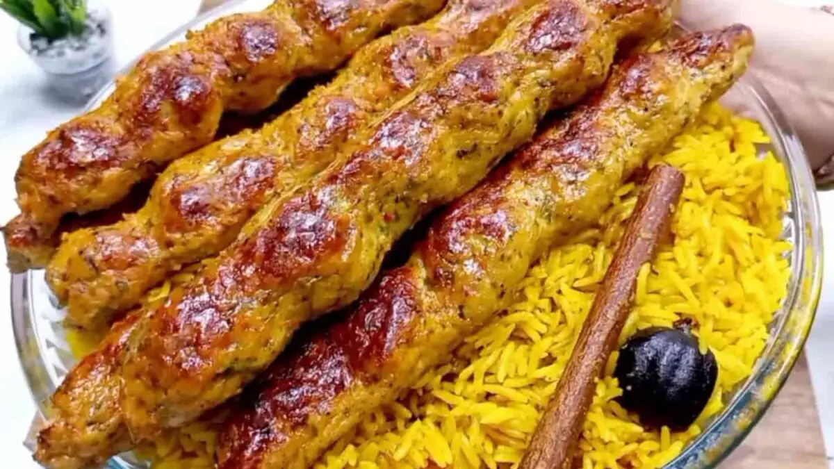 ريحتها هتجيب لآخر الشارع بتتبيلة المطاعم السرية حضري ألذ كفتة فراخ مشوية ممكن تدوقيها