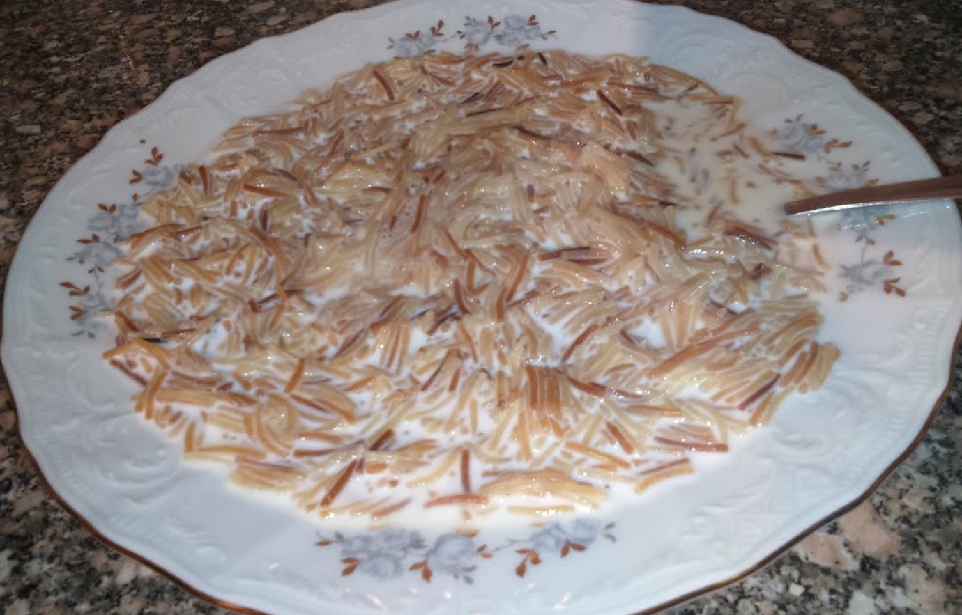 بكوب شعرية...أعملي ألذ طبق مشبع وغني الشعرية بالحليب سهلة وسريعة لتحضير في دقايق 5 بكوب شعرية…أعملي ألذ طبق مشبع وغني الشعرية بالحليب سهلة وسريعة لتحضير في دقايق
