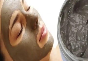 خطوات استخدام الطمي المغربي للوجه للتخلص من البقع الداكنة وإزالة الرؤوس السوداء