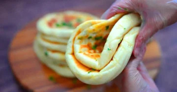 بنص كيلو دقيق أخبزي الفطائر السريعة في المقلاة بطريقة طرية وهشة وبطعم لذيذ هيسد جوعك