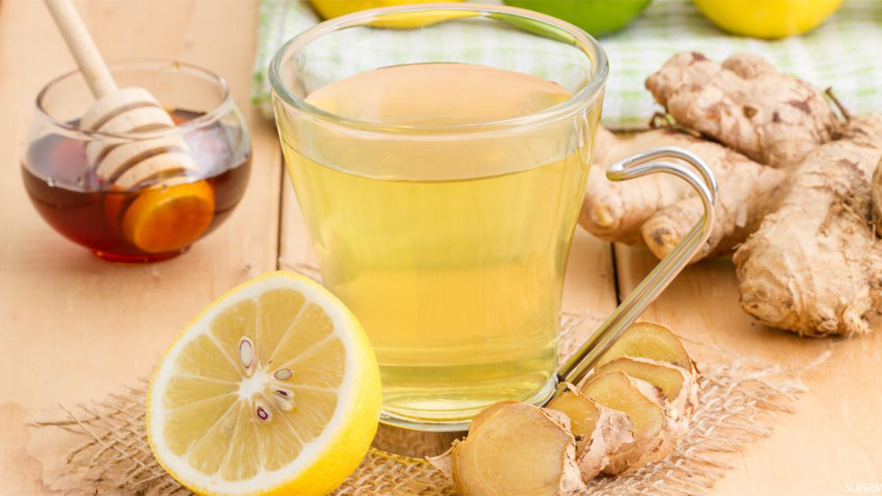 ماذا يحدث للجسم عند تناول ماء الزنجبيل في الصباح