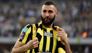 حقيقة رحيل كريم بنزيما عن صفوف اتحاد جدة السعودي 