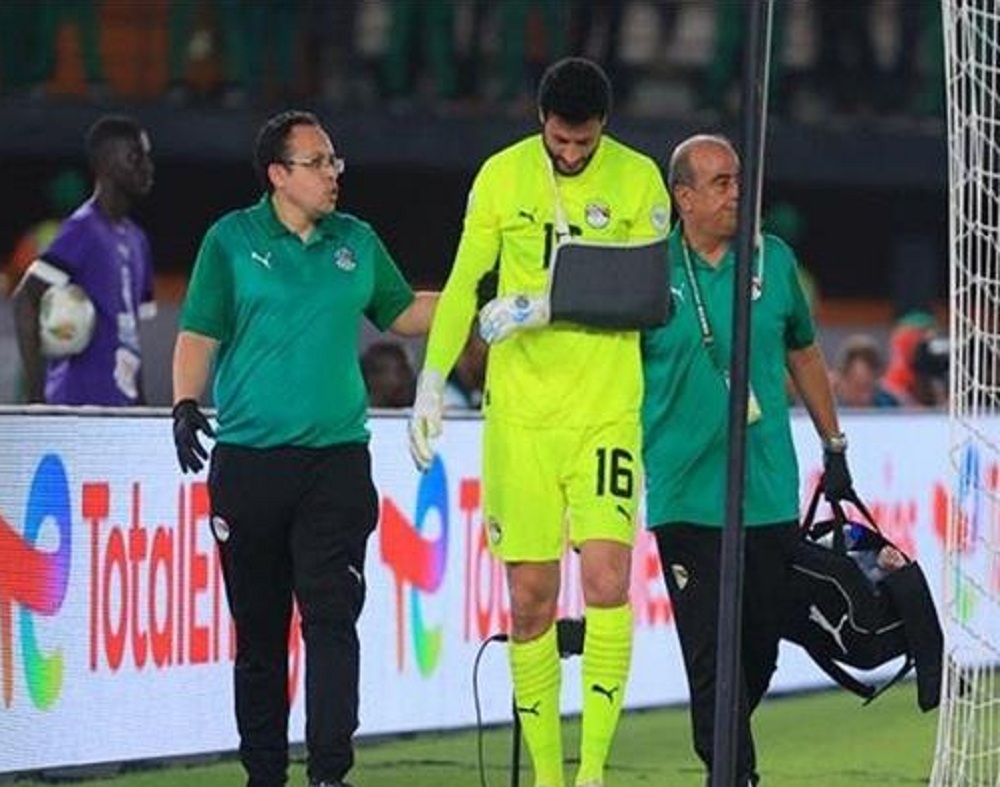 أول تعليق من الجهاز الطبي لمنتخب مصر بشأن إصابة "الشناوي" 2 أول تعليق من الجهاز الطبي لمنتخب مصر بشأن إصابة “الشناوي”