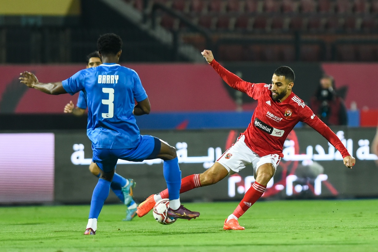 لاعب الأهلي يربك حسابات الصفقة التبادلية بين المارد الأحمر وفيوتشر 2 لاعب الأهلي يربك حسابات الصفقة التبادلية بين المارد الأحمر وفيوتشر