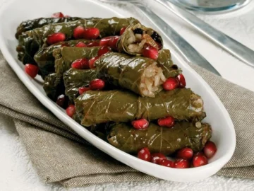 طريقة تحضير محشي ورق العنب بدبس الرومان