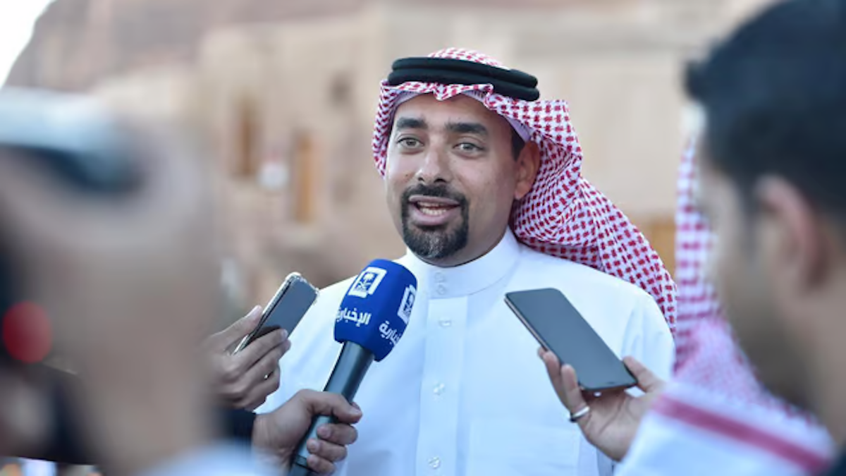من هو عمرو بن صالح المدني الذي تم إيقافه لتورطه بجرائم استغلال النفوذ وغسل الأموال ؟ 5 من هو عمرو بن صالح المدني الذي تم إيقافه لتورطه بجرائم استغلال النفوذ وغسل الأموال ؟