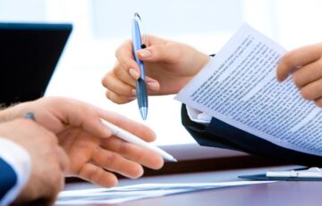 هل يمكن للأم تغيير اسم المولود في شهادة الميلاد 1445.. الأحوال المدنية ترد