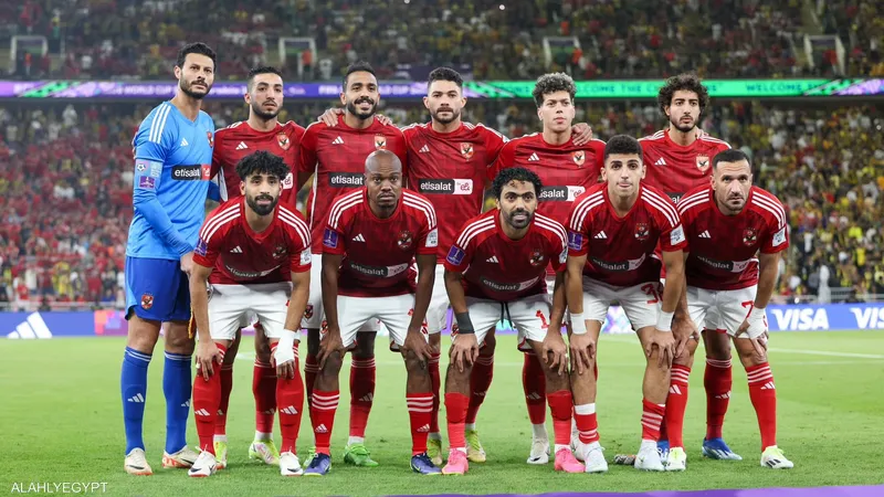مفاجأة.. نجم الأهلي مهدد بالرحيل بعد تلقيه عرض خليجي 5 مفاجأة.. نجم الأهلي مهدد بالرحيل بعد تلقيه عرض خليجي