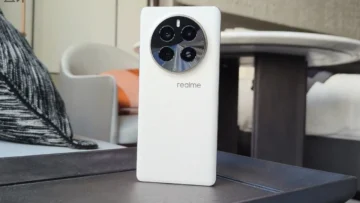 هاتف ريلمي realme Gt5 pro لعشاق الجيمز والألعاب والتصوير إمكانيات هواتف الفلاجشيب وأسعار الفئة المتوسطة “أرخص هاتف رائد”