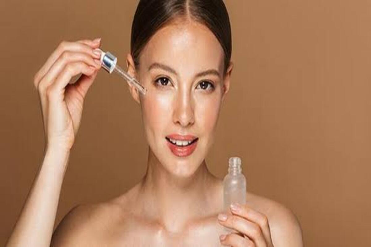 جددي جمالك .. طريقة عمل سيروم طبيعي للوجه يقضي على الكلف والتصبغات هينور وشك 5 جددي جمالك .. طريقة عمل سيروم طبيعي للوجه يقضي على الكلف والتصبغات هينور وشك