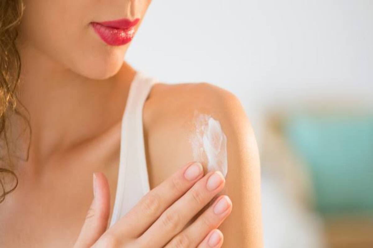 مش هتشتريه من برا تاني … طريقة عمل لوشن مرطب لليدين والجسم