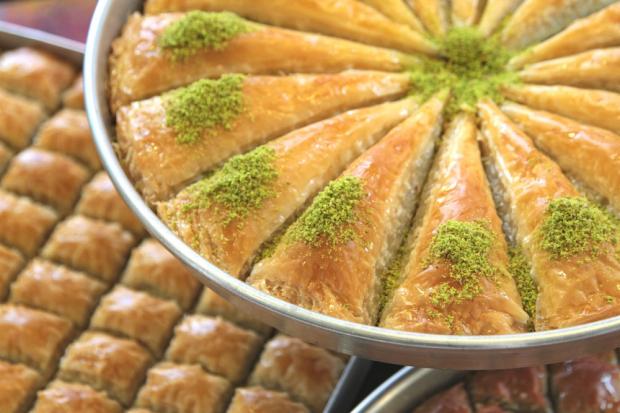 هتاكل صوابعك وراه.. طريقة عمل الجلاش الحلو بالصور خطوة بخطوة