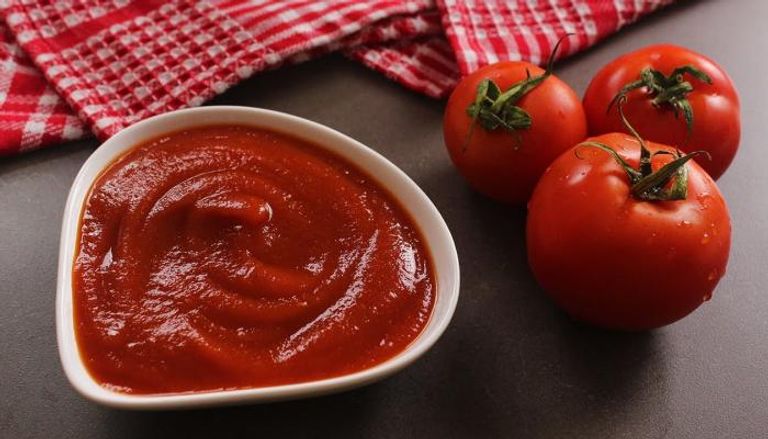 طريقة عمل الكاتشب على أصوله بمقادير مظبوطة وقوام تقيل زي الجاهز 5 طريقة عمل الكاتشب على أصوله بمقادير مظبوطة وقوام تقيل زي الجاهز
