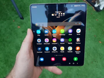 مواصفات Samsung Galaxy Z Fold 4: هاتف ذكي قابل للطي بشاشة Dynamic AMOLED