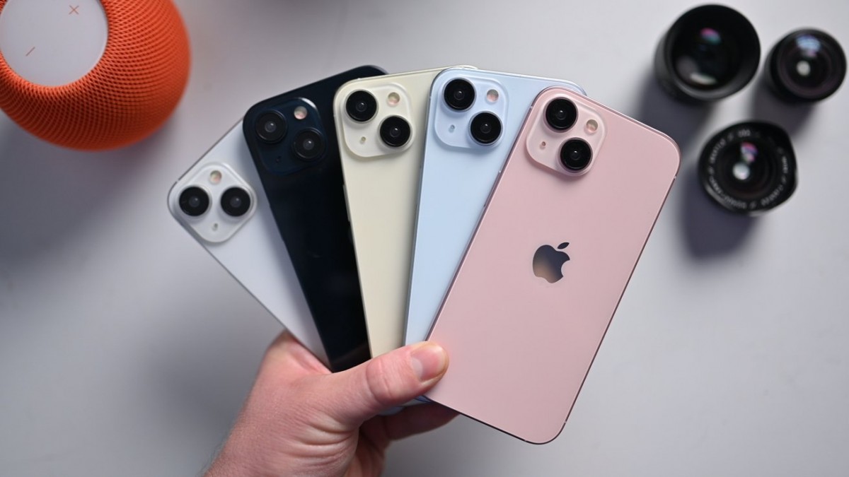شركة آبل Apple تطلق تحديثات جديدة على أجهزتها تعالج مشكلة النصوص 2 شركة آبل Apple تطلق تحديثات جديدة على أجهزتها تعالج مشكلة النصوص