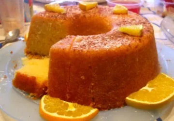 طريقة عمل كيكة البرتقال الهشة والطرية بطعم لذيذ